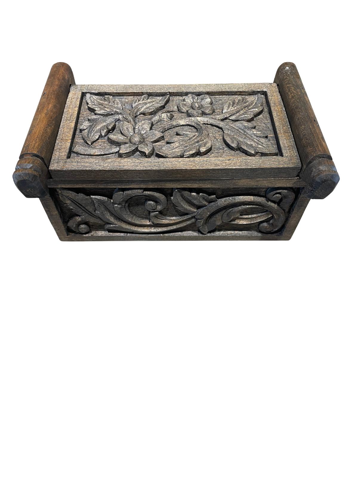 E 58 Jewelry box
